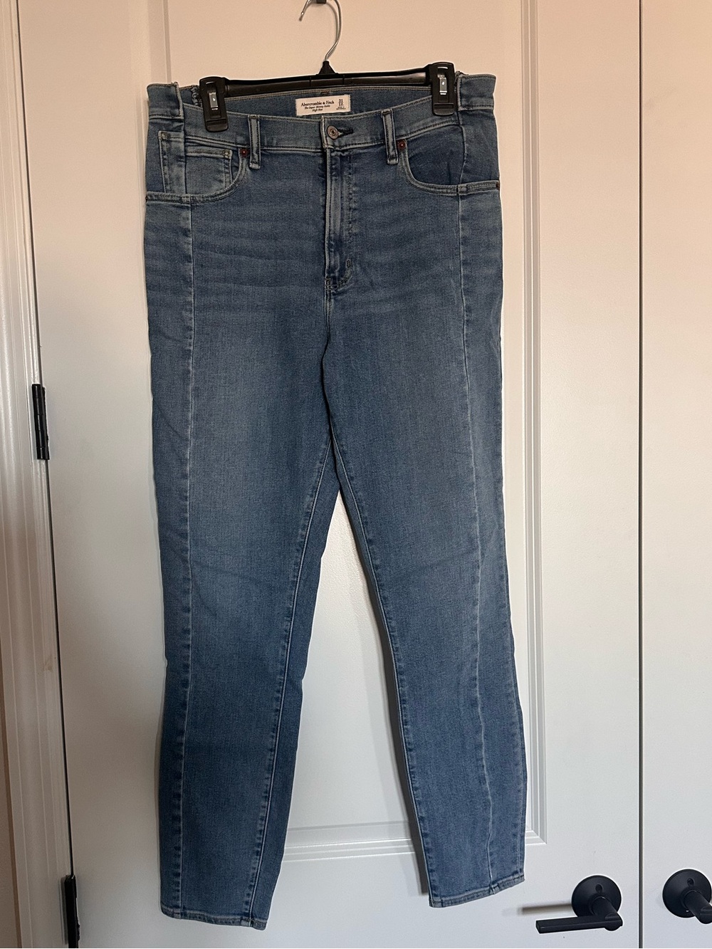 Abercrombie & Fitch “The Super Skinny Ankle High Rise”